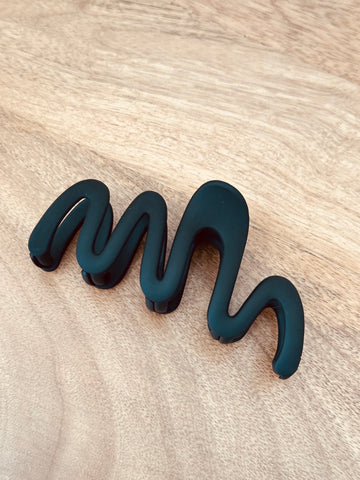 SWIRLY HAIR CLIP- BLACK